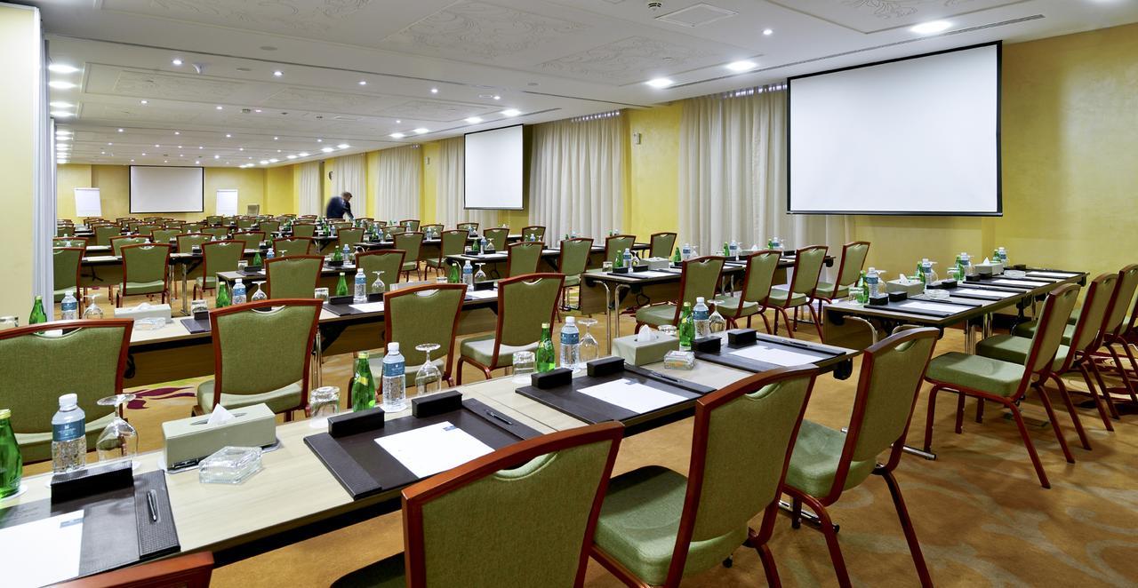 Hotel Millennium Plaza